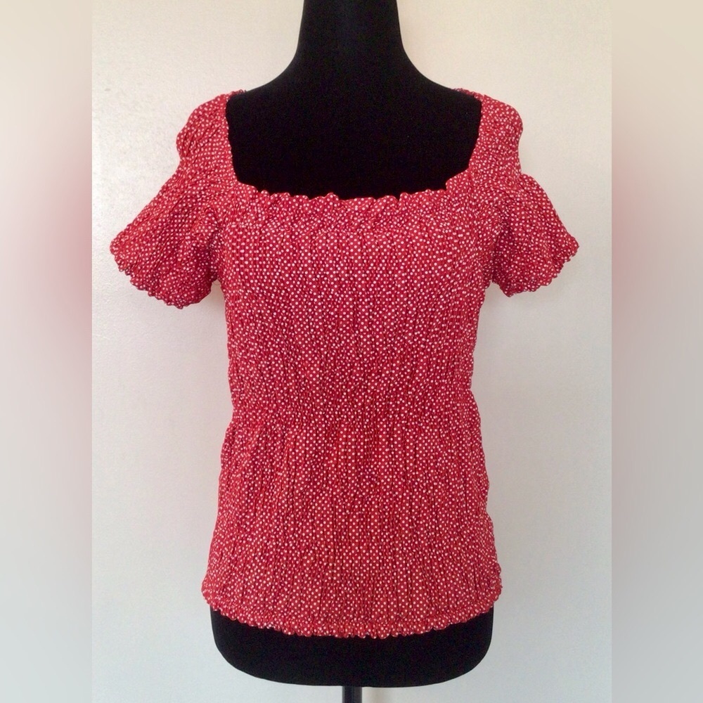 AZULU Red White Polka Dot Square Neckline Short Sleeve Top - Medium